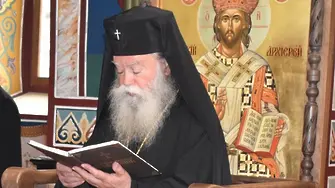 Митрополит Гавриил неволно уличи Кошлуков за „Вяра и общество”