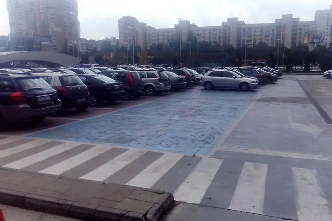 Фандъкова ще търси инвеститори за паркинги в кварталите