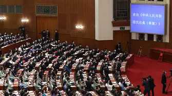 Китай премахва автономията на Хонконг