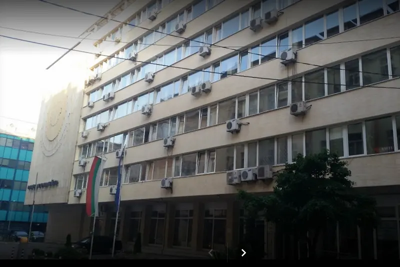 Случай на COVID в Министерството на енергетиката, сградата се затваря 