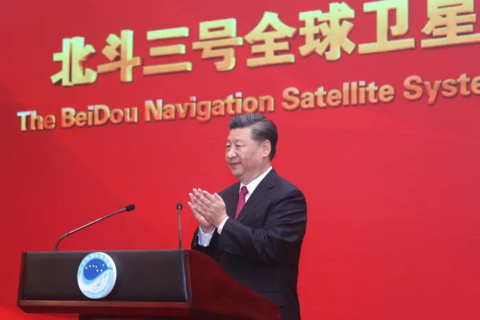 Китай завърши собствена спътникова навигационна система