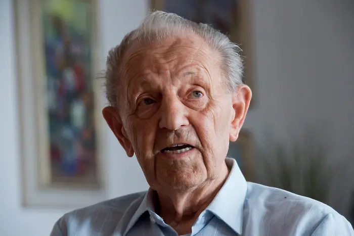 Последният комунистически лидер на Чехословакия почина на 97 години