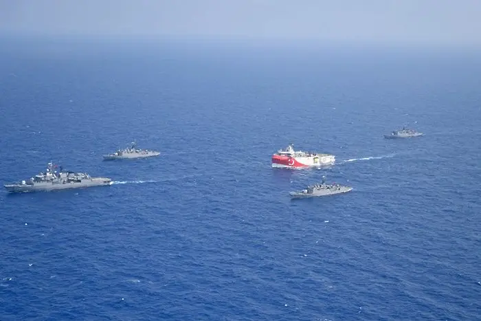 Турция отново изпрати кораб в Източното Средиземноморие