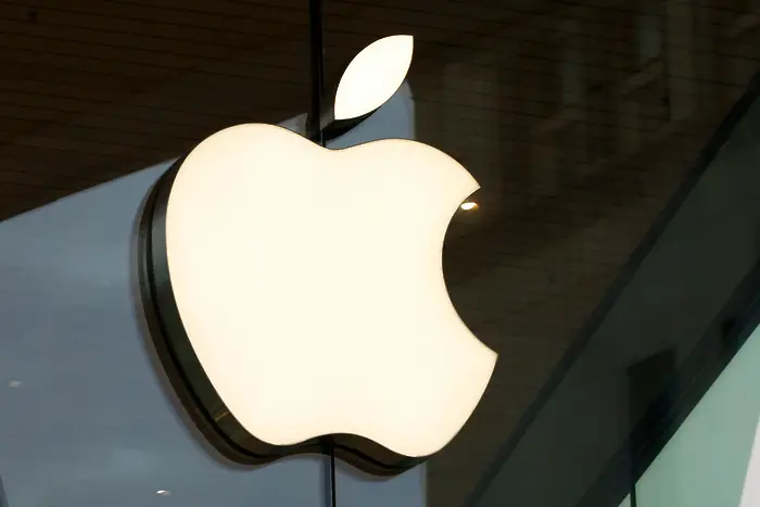 Apple в преговор с китайски компании за доставка на батерии за електромобили