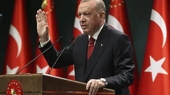 Ердоган продължава да потопява турската лира до рекордни нива