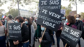 Франция затваря джамия в парижко предградие