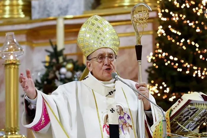 Католическият духовен лидер на Беларус напусна поста си