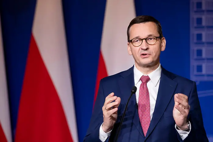 Полша предупреждава за опасност от дезинтеграция на ЕС