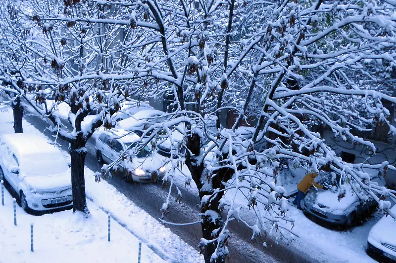 3000 снегорина почистват пътищата, 152 - София