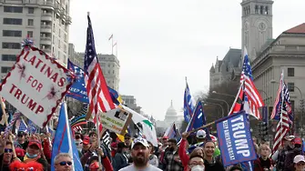 Поддръжници на Тръмп протестираха в САЩ, сблъсъци във Вашингтон