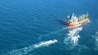 Иран конфискува южнокорейски танкер