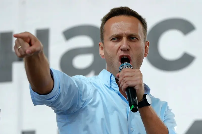 Русия арестува полицай - подозират го, че е помогнал на разследване за отравянето на Навални