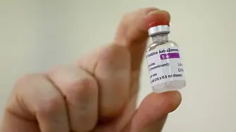 И Белгия спира ваксинирането с AstraZeneca на възрастни