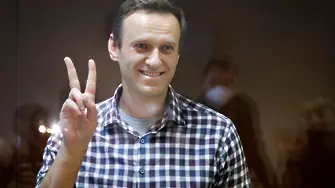 Втора инстанция потвърди затвора за Навални. 