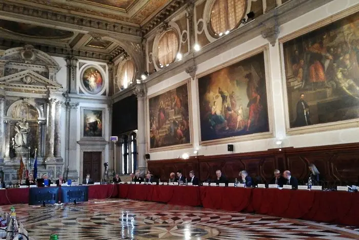 Венецианската комисия изненадана, че ще имаме надглавен прокурор