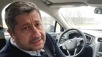 Христо Иванов: Стотиците милиони “проспани“ такси на Божков са чудовищна корупция