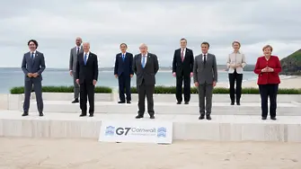 Г-7 няма да признае граници, налагани от Русия