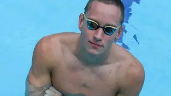 Любомир Епитропов е на полуфинал в плуването с национален рекорд