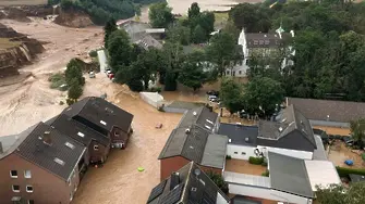Над 1300 изчезнали при наводненията в Германия