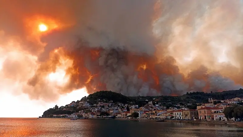 Гърция се бори с цели 154  пожара
