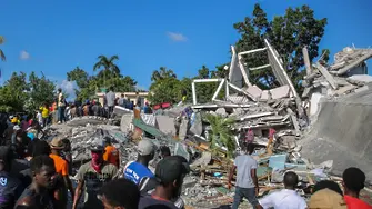 Близо 1300 са жертвите от земетресението в Хаити