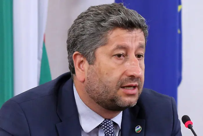 Христо Иванов: Трябва да се погрижим България да е най-доброто място за децата ни