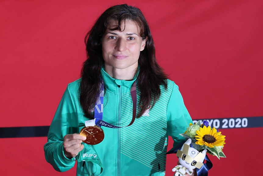 Олимпийската шампионка Стойка Кръстева роди момиче