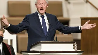 Бил Клинтън е в болница с инфекция различна от COVID-19