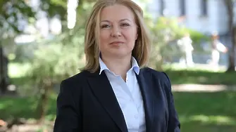 Надежда Йорданова: Търсим компромис, но не влизаме в скрити сделки