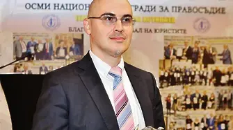 И Софийската адвокатска колегия проверява Петър Илиев