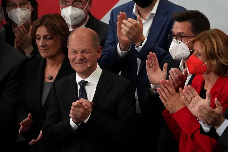Германските социалдемократи преговарят със зелени и либерали