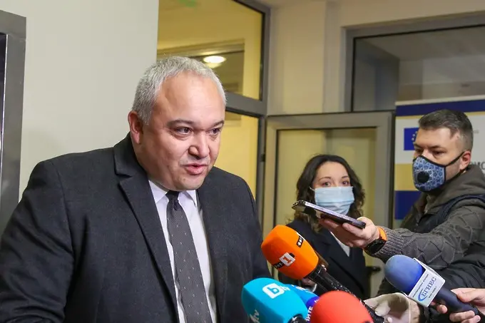 Правосъдният министър: Защо спецпрокуратурата прекрати 3 дела срещу кмета на Пловдив?