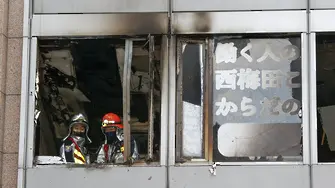 27 загинали при пожар в Осака
