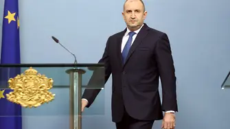 Президентът за оръжията в Украйна: И да искаме, няма какво да дадем