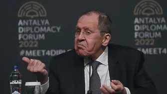 Кулеба след срещата с Лавров: Русия иска да се предадем