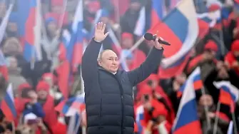 ДЕНЯТ В НЯКОЛКО РЕДА: Цар Путин