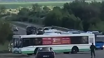 Седем автобуса с бойци на 