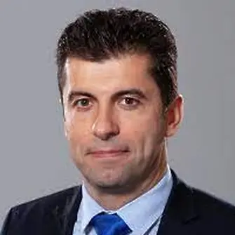 Кирил Петков