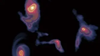 Откриха миниатюрна галактика в центъра на Млечния път