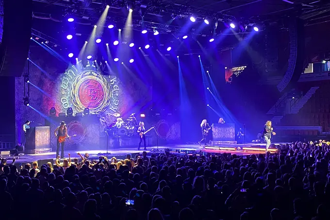 Whitesnake отменя цялото турне в Европа - няма да идва в България