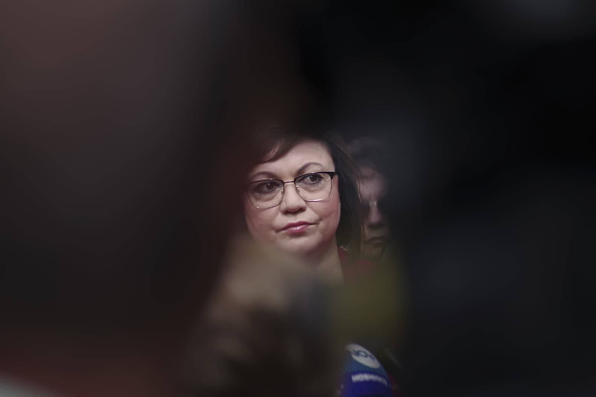 Корнелия Нинова: Президентът е част от групата, свалила правителството