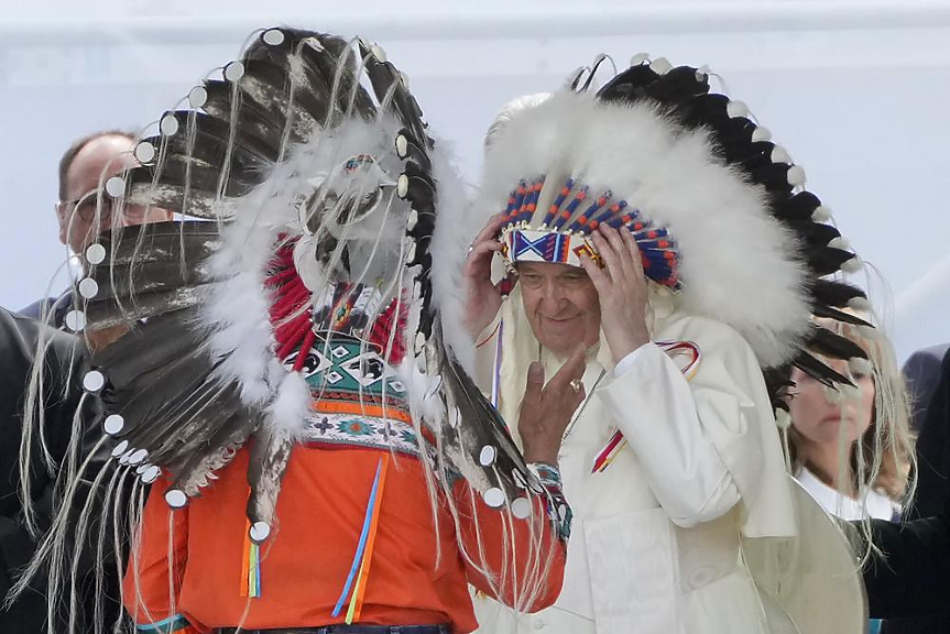 Папа Франциск се извини за престъпленията на Католическата църква срещу коренните народи на Канада