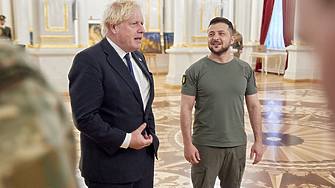 Борис Джонсън пристигна на необявено посещение в Киев 