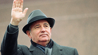 На 91 г. почина Михаил Горбачов
