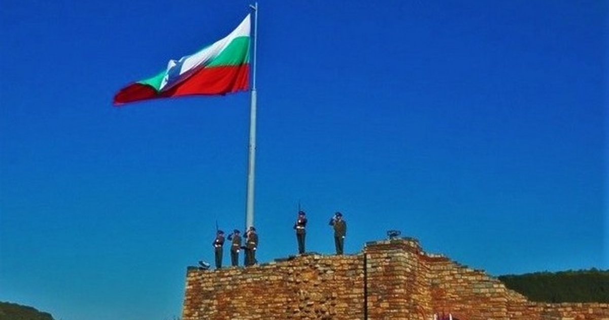 България чества днес 114 години независимост.Велико Търново ще център на