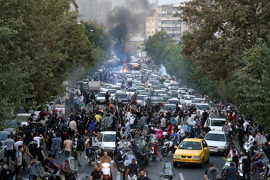 Раиси нарече протестите в Иран 