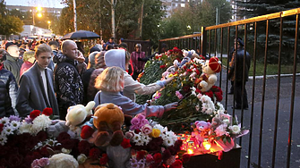 Поне 17 са убитите в училището в Ижевск