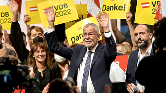 Александър ван дер Белен печели президентските избори в Австрия
