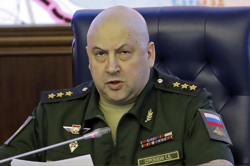 Шойгу назначи главорез, стрелял по протестиращи в Москва, за нов командващ на руските войски в Украйна