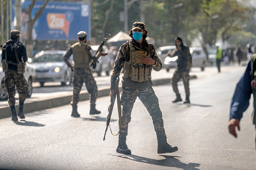 19 убити и 27 ранени при атентат в шиитски район на Кабул